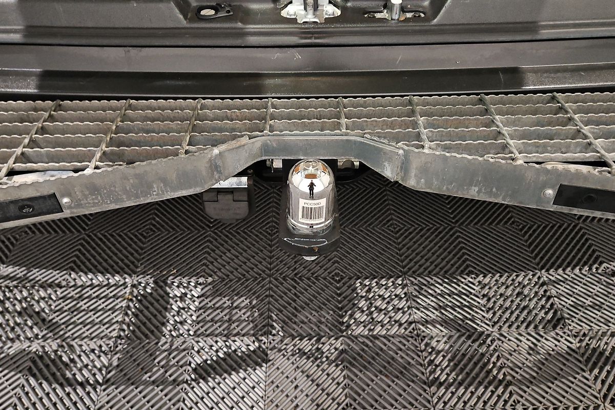2023 Toyota Hiace GDH300R LWB