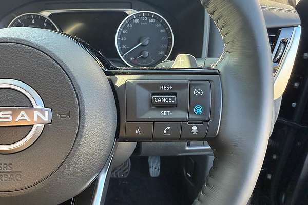 2025 Nissan X-TRAIL ST-L T33