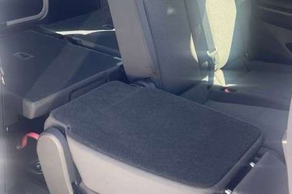 2025 Volkswagen Caddy TDI320 5 LWB