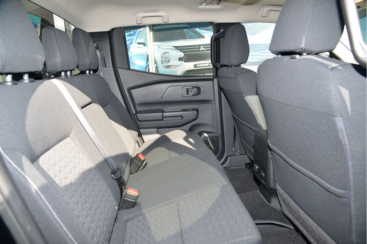 2025 Mitsubishi Triton GLX+ MV 4X4