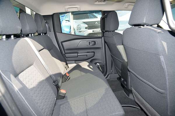 2025 Mitsubishi Triton GLX+ MV 4X4