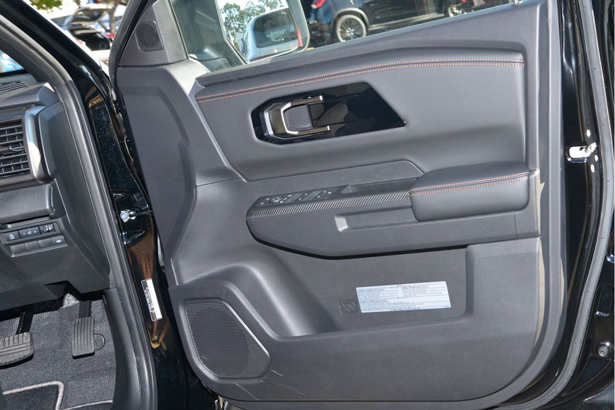 2025 Mitsubishi Triton GSR MV 4X4