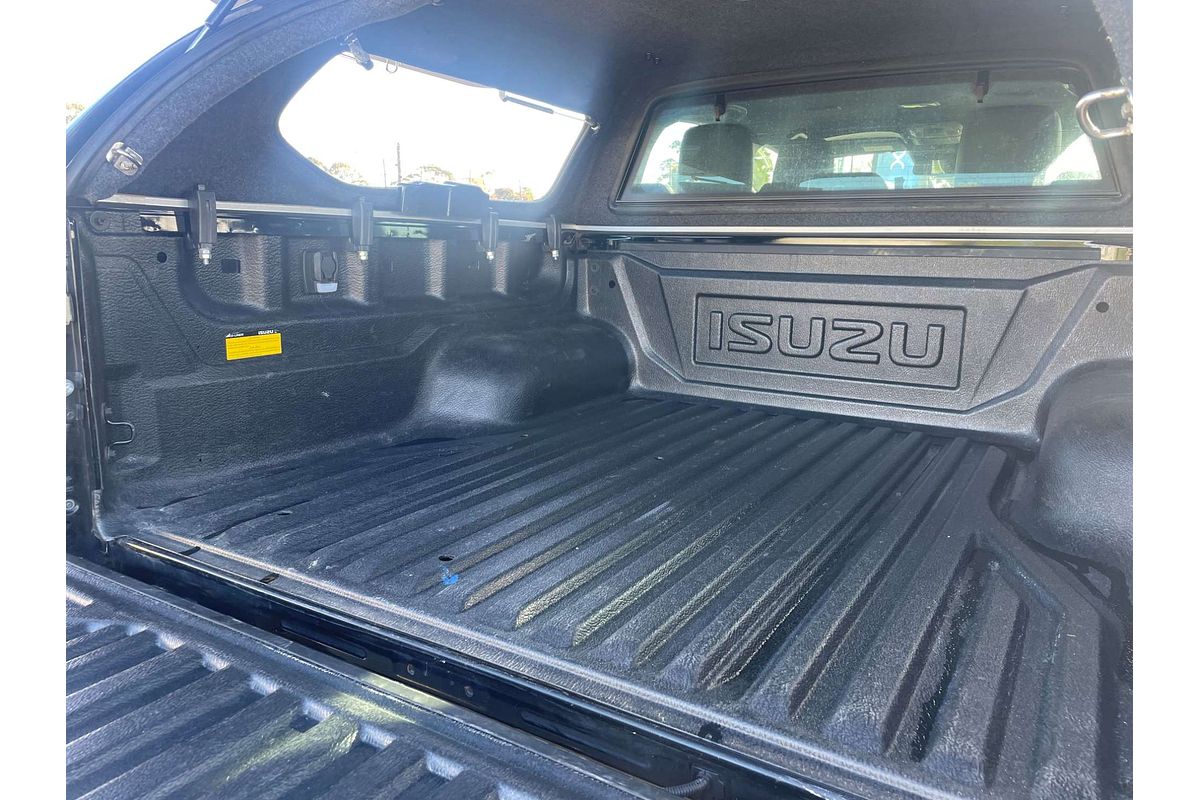 2022 Isuzu D-MAX X-TERRAIN  4X4