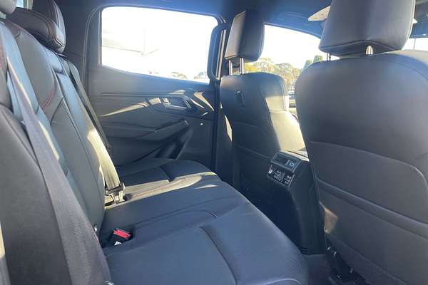 2022 Isuzu D-MAX X-TERRAIN  4X4