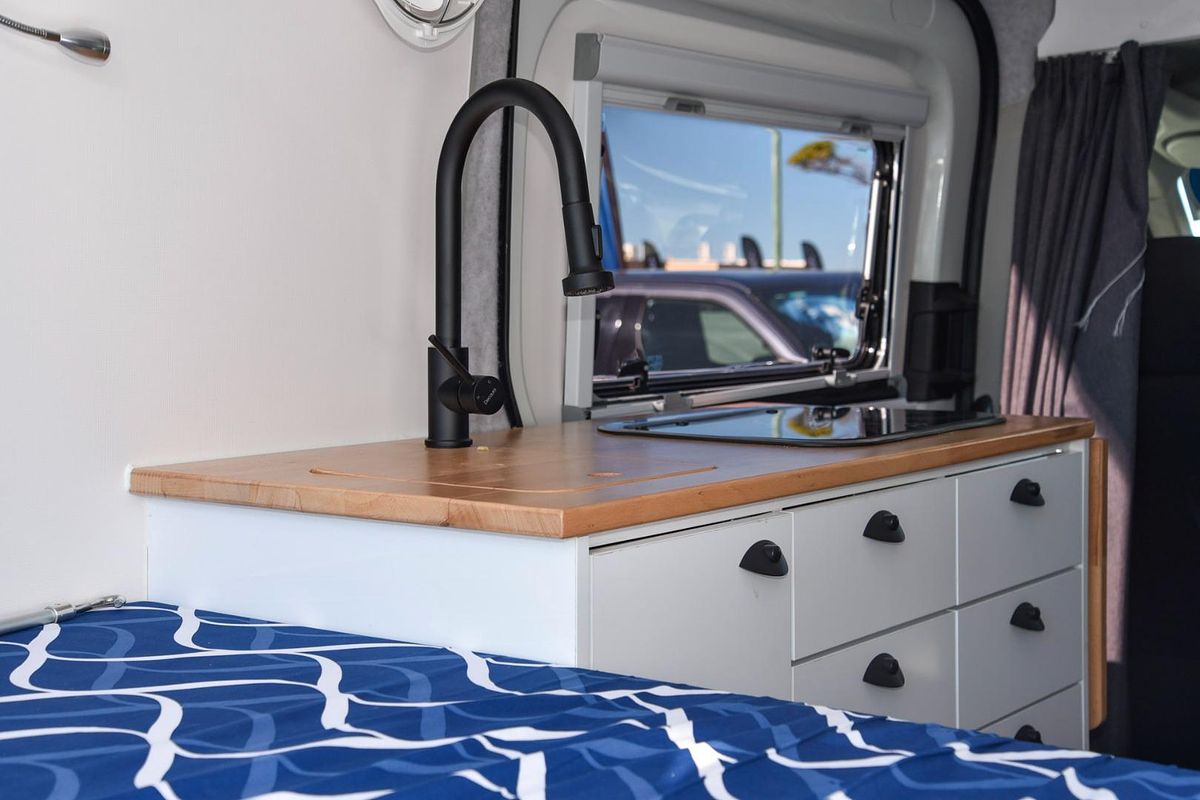 2023 LDV Deliver 9 LWB