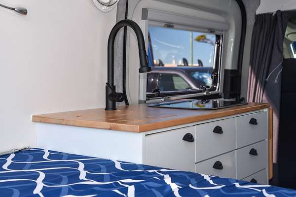 2023 LDV Deliver 9 LWB