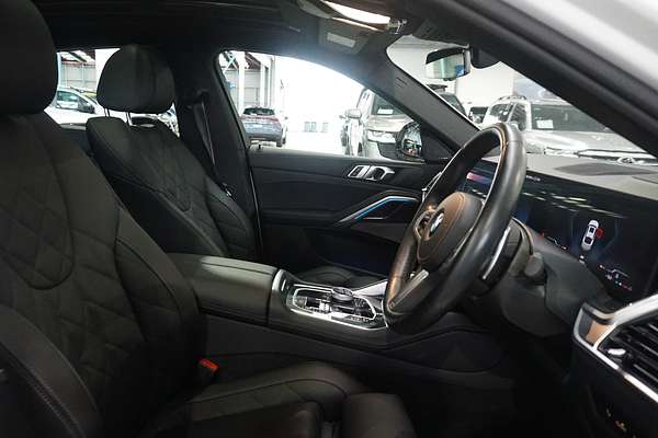 2023 BMW X6 xDrive30d M Sport G06