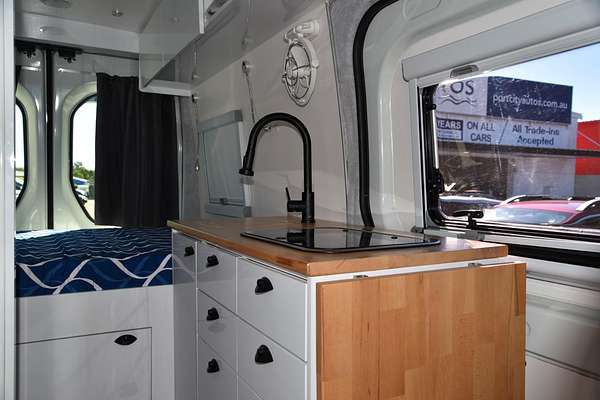 2023 LDV Deliver 9 LWB