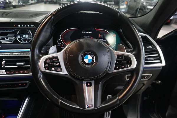 2022 BMW X6 M50i G06