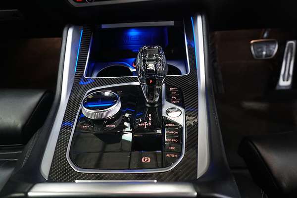 2022 BMW X6 M50i G06