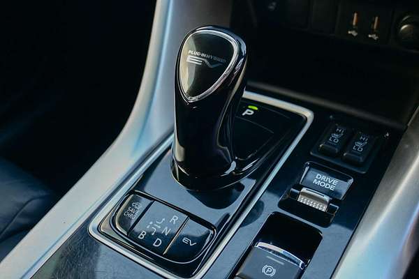 2022 Mitsubishi Eclipse Cross PHEV Exceed YB