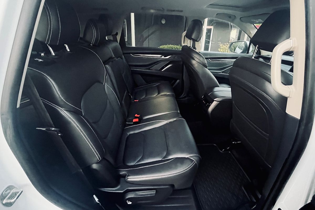 2022 LDV D90 Executive SV9A