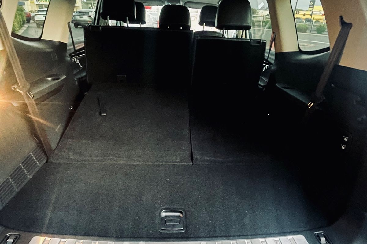 2022 LDV D90 Executive SV9A