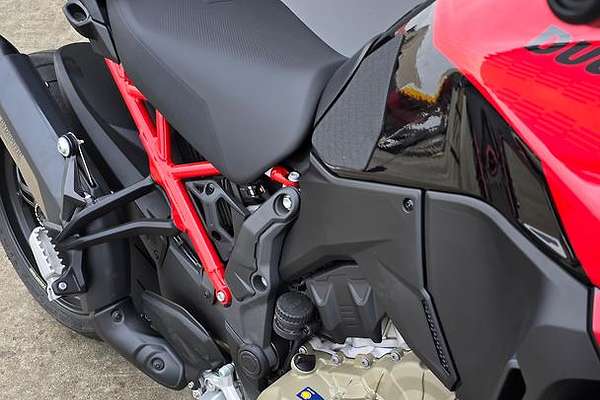 2025 Ducati Multistrada V4 Pikes Peak Multistrada