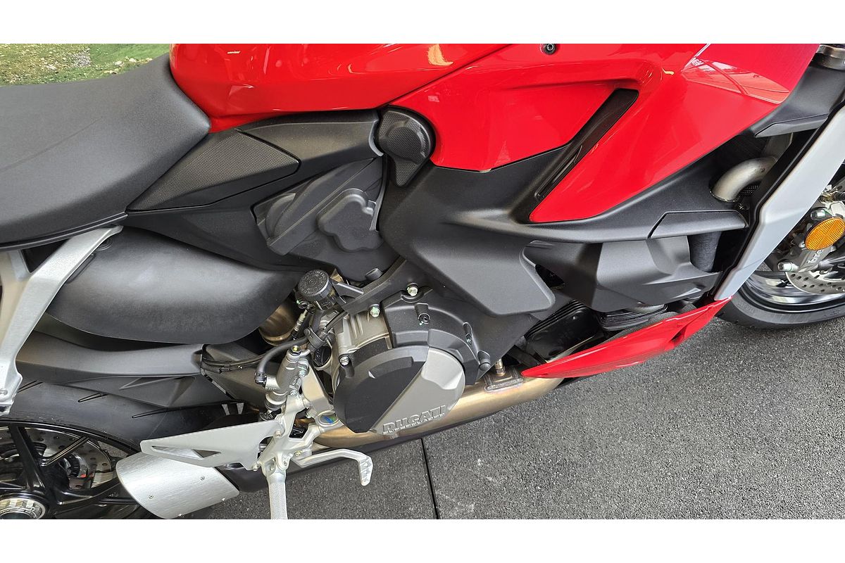 2024 Ducati Streetfighter V2 Streetfighter