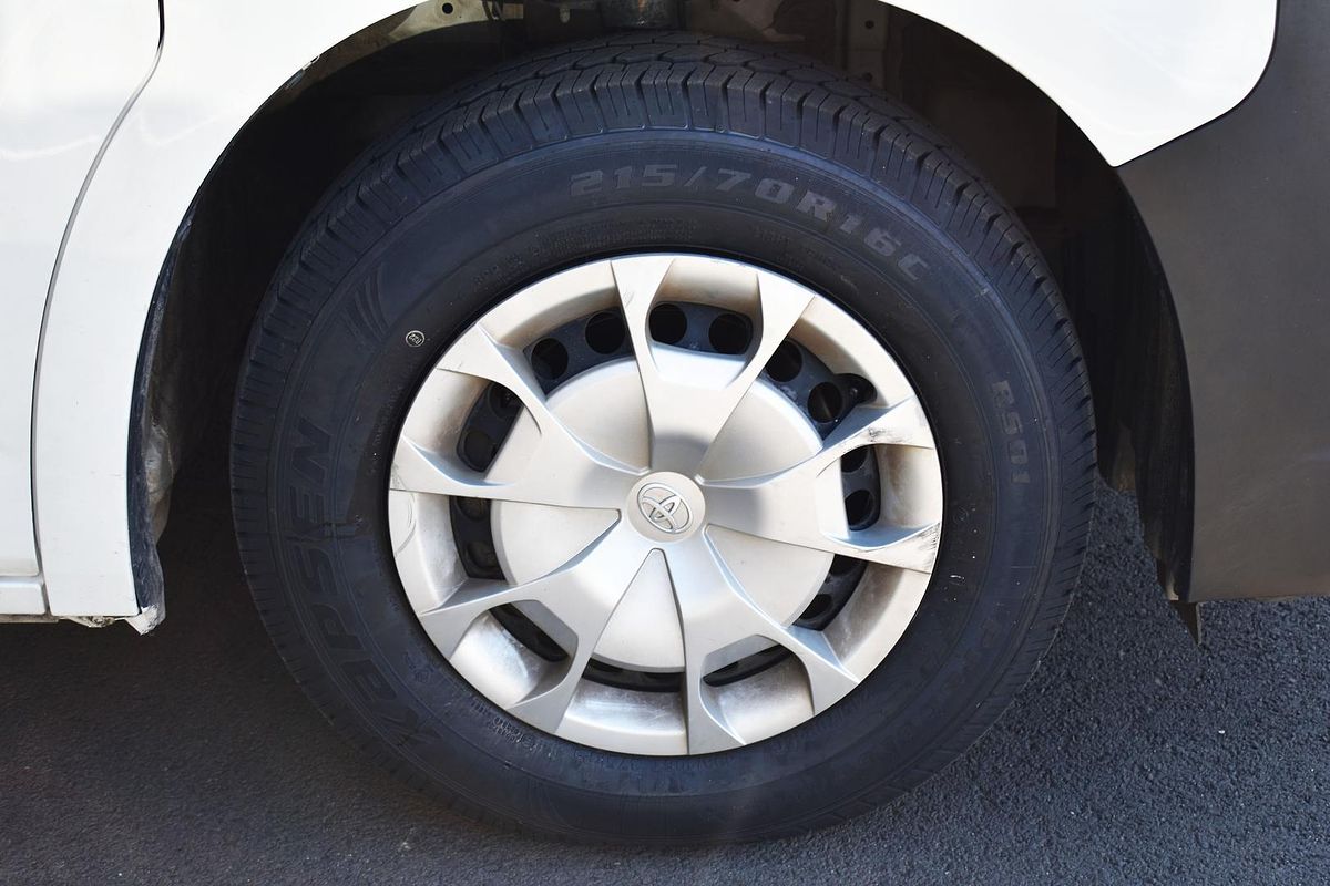 2022 Toyota Hiace GDH300R LWB