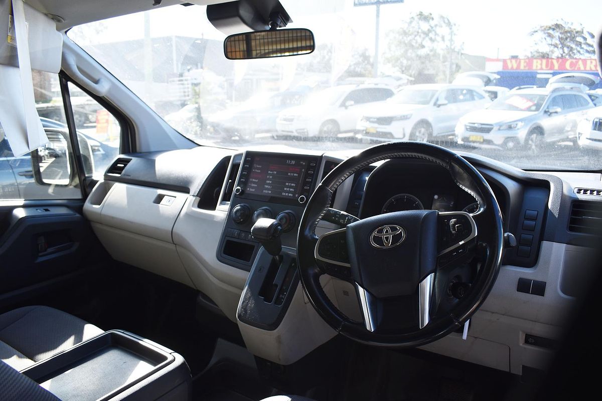 2022 Toyota Hiace GDH300R LWB