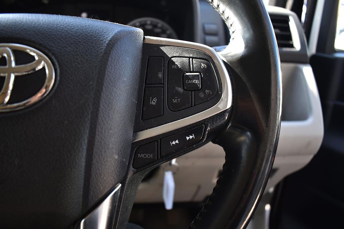 2022 Toyota Hiace GDH300R LWB