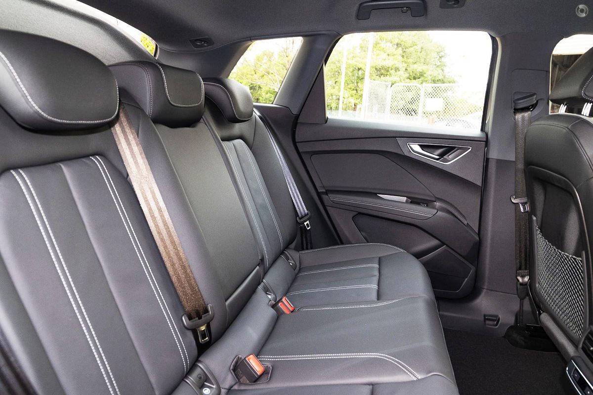 2025 Audi Q4 e-tron 45 F4