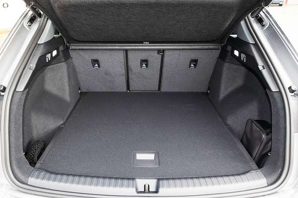 2025 Audi Q4 e-tron 45 F4