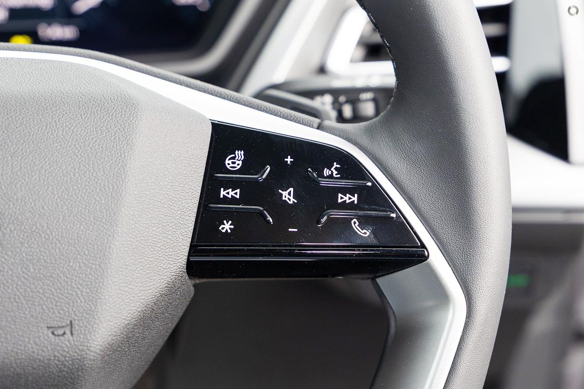 2025 Audi Q4 e-tron 45 F4