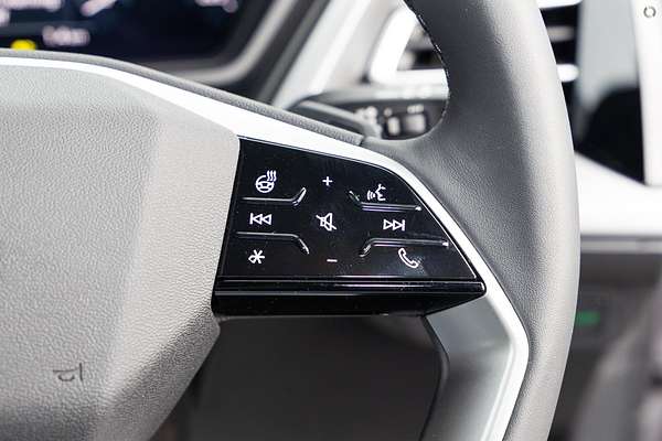 2025 Audi Q4 e-tron 45 F4