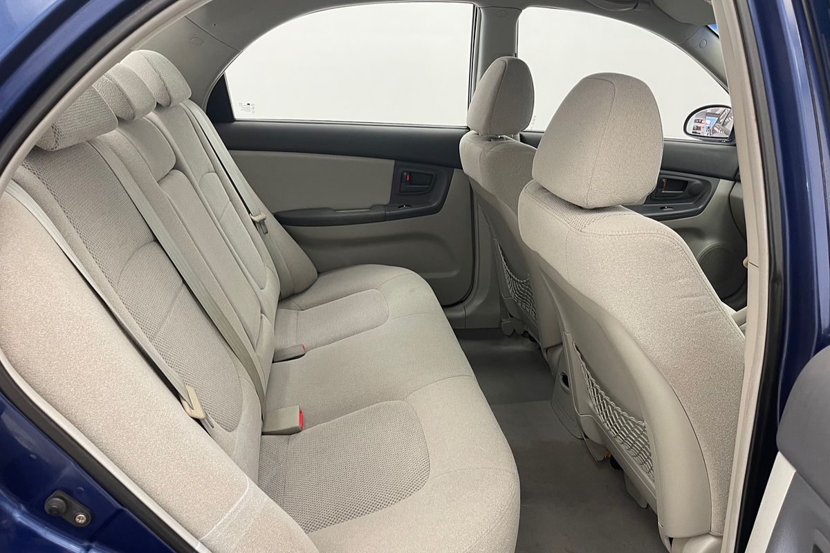 2004 Kia Cerato LD