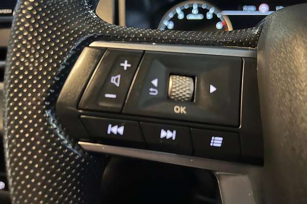 2023 Mitsubishi Outlander ES ZM