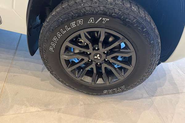 2025 Mitsubishi Triton GLX MV 4X4