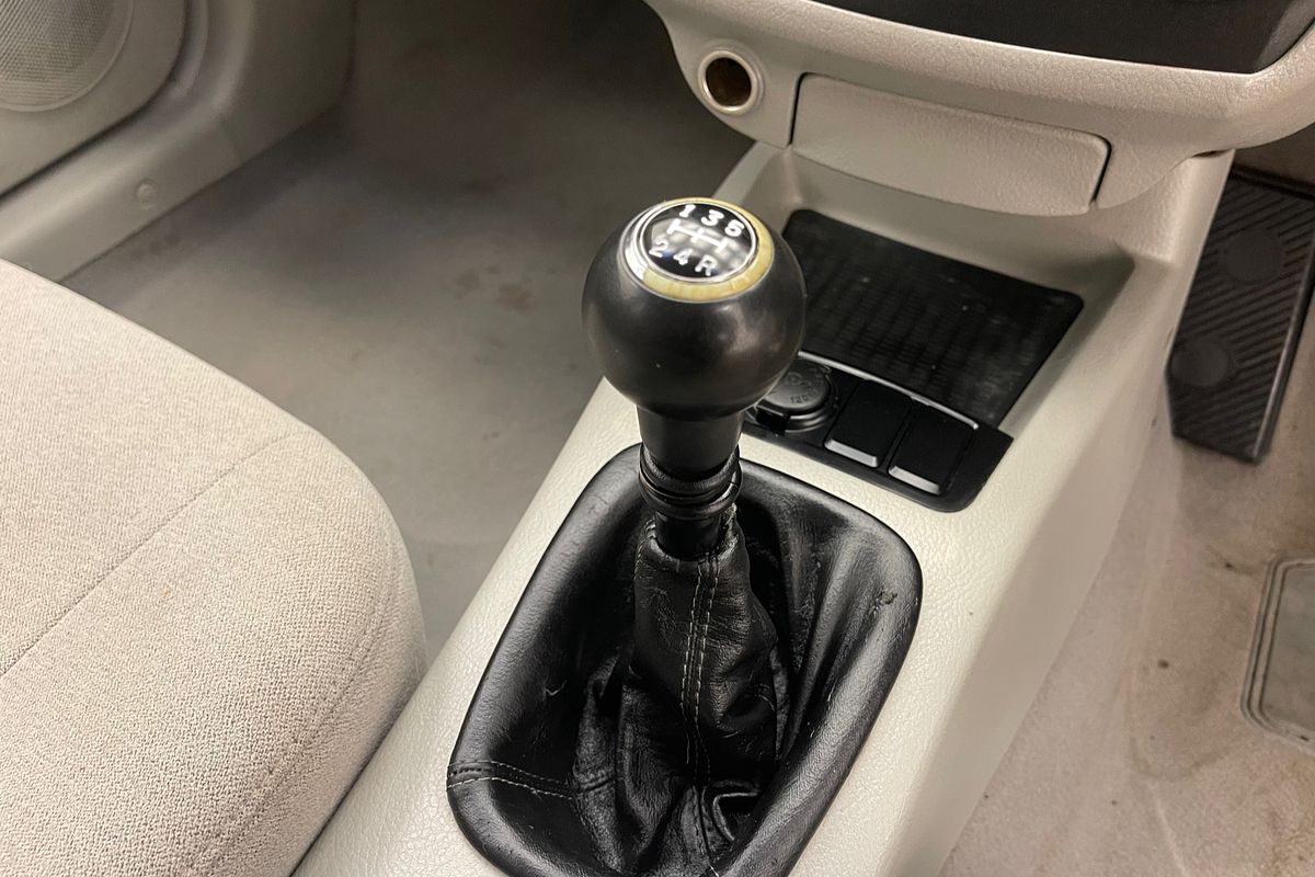 2004 Kia Cerato LD