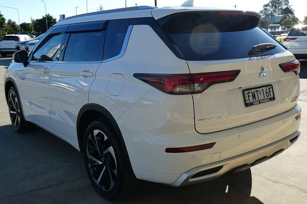 2024 Mitsubishi Outlander PHEV Exceed ZM