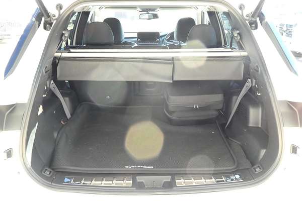 2024 Mitsubishi Outlander PHEV Exceed ZM