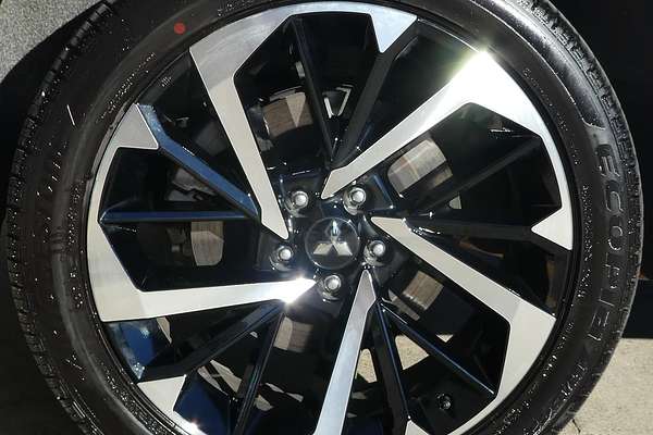 2024 Mitsubishi Outlander PHEV Exceed ZM