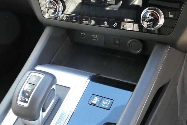 2024 Mitsubishi Outlander PHEV Exceed ZM