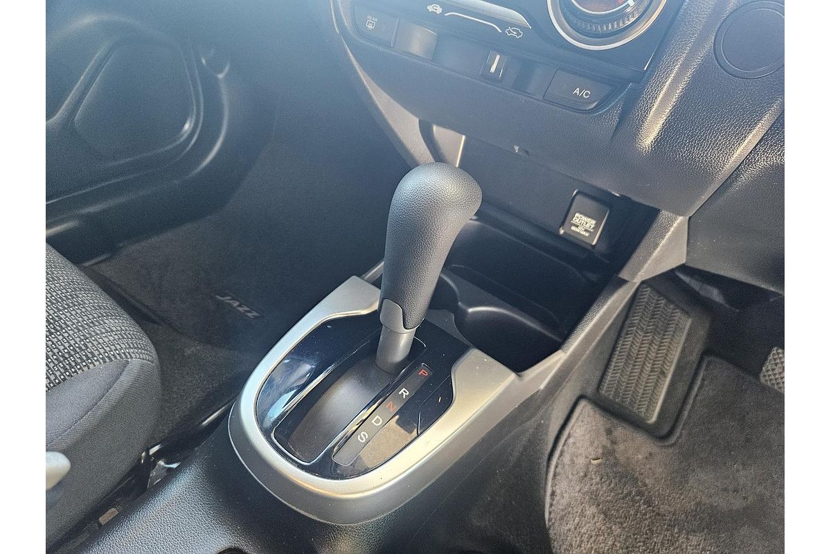 2017 Honda Jazz VTi GF