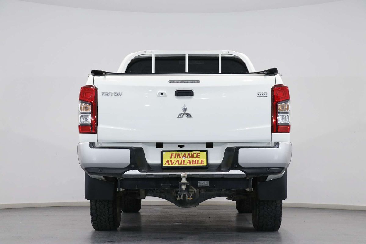 2019 Mitsubishi Triton GLX MR 4X4