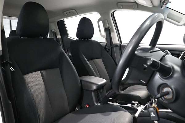 2019 Mitsubishi Triton GLX MR 4X4