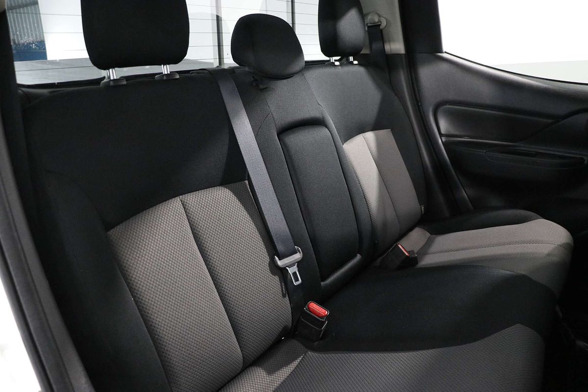 2019 Mitsubishi Triton GLX MR 4X4