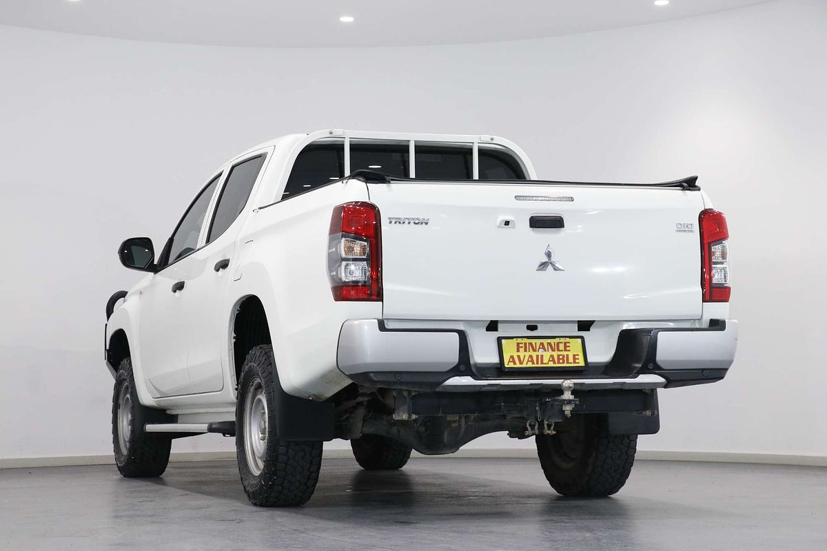 2019 Mitsubishi Triton GLX MR 4X4