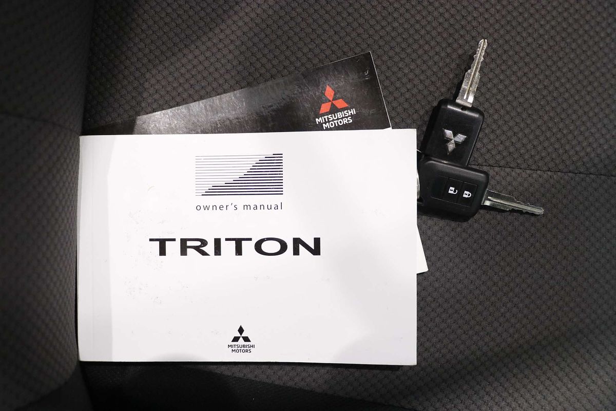 2019 Mitsubishi Triton GLX MR 4X4
