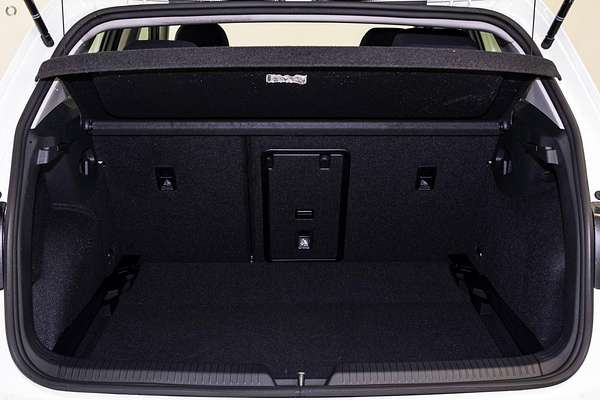 2025 Volkswagen Golf 110TSI Life 8.5