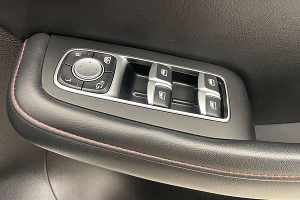 2022 MG HS Vibe SAS23