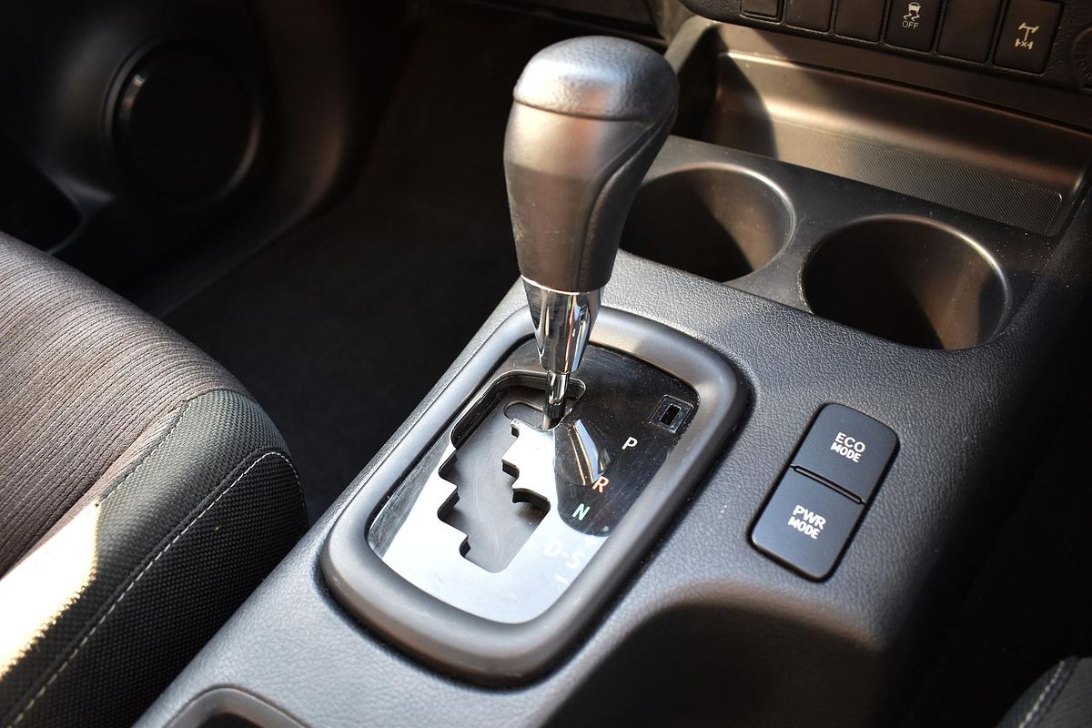 2017 Toyota Hilux SR GUN126R 4X4