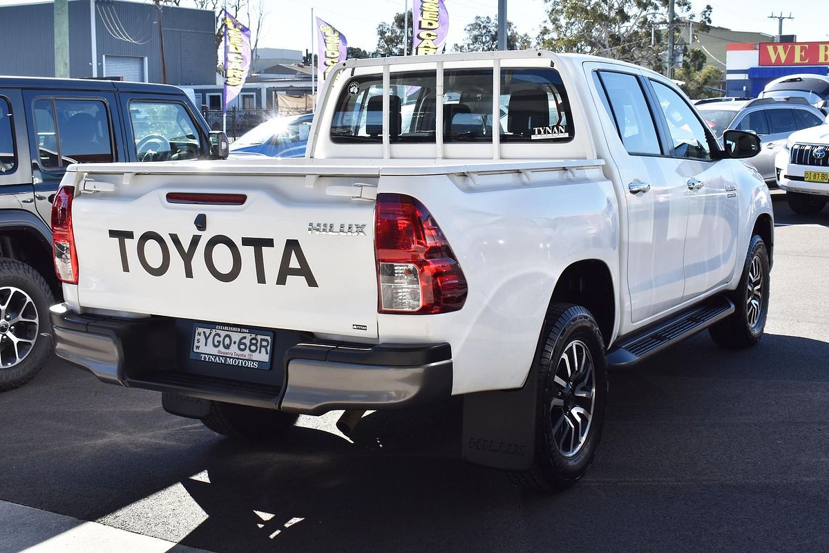 2017 Toyota Hilux SR GUN126R 4X4