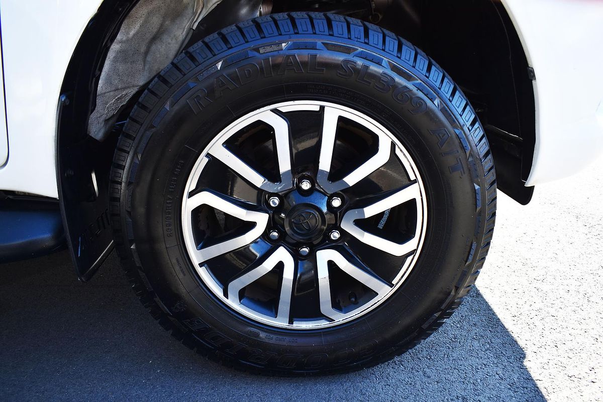 2017 Toyota Hilux SR GUN126R 4X4