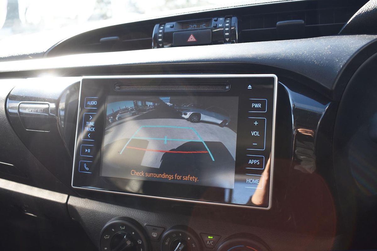 2017 Toyota Hilux SR GUN126R 4X4