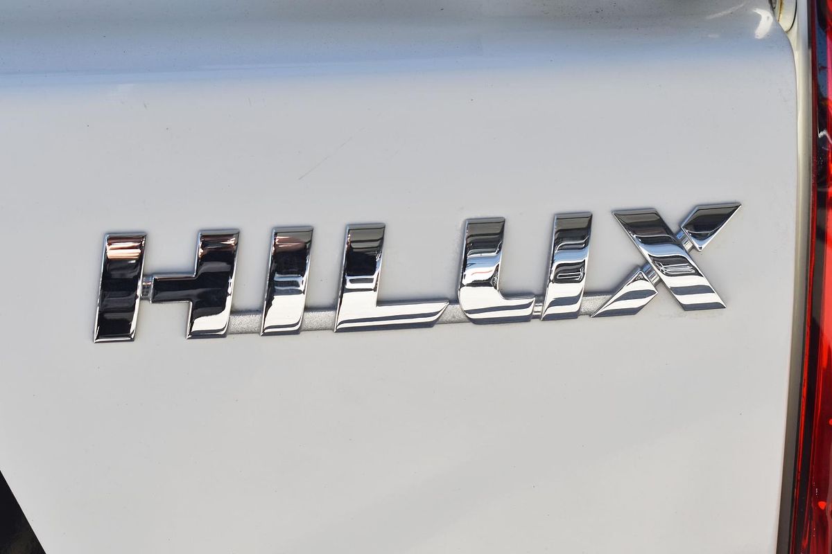 2017 Toyota Hilux SR GUN126R 4X4