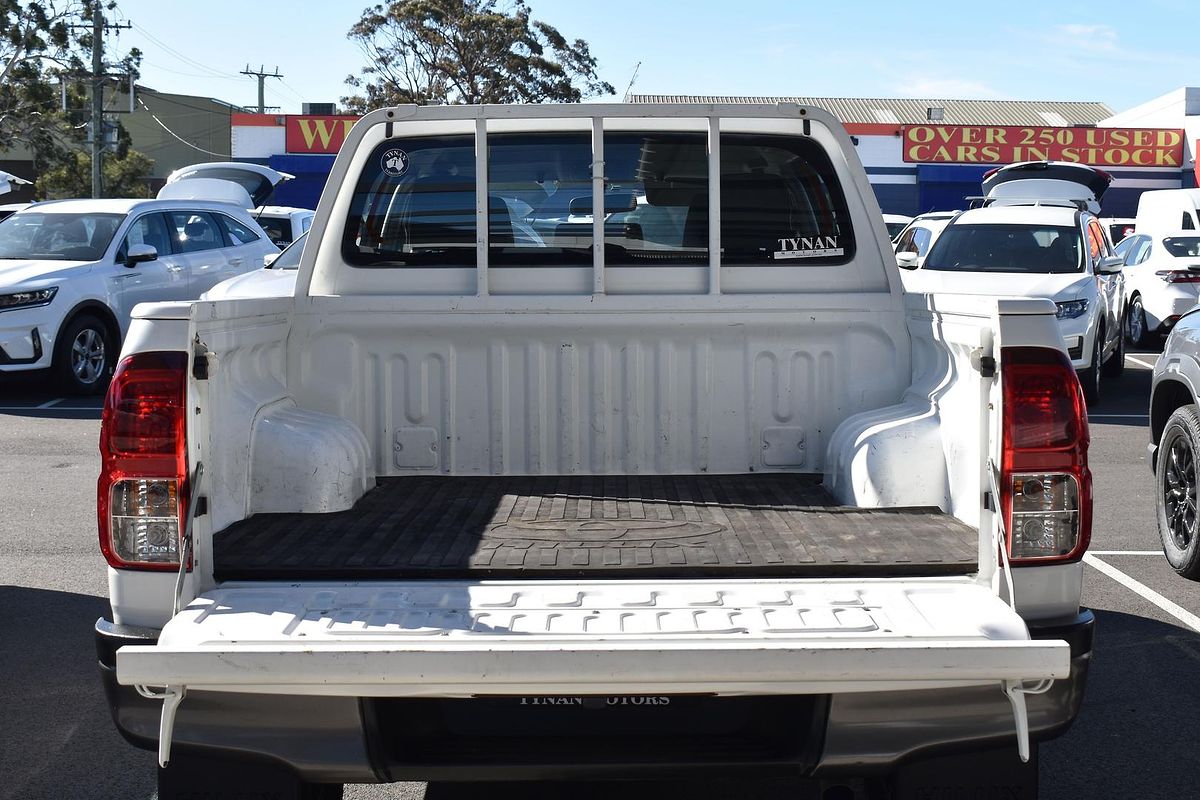 2017 Toyota Hilux SR GUN126R 4X4