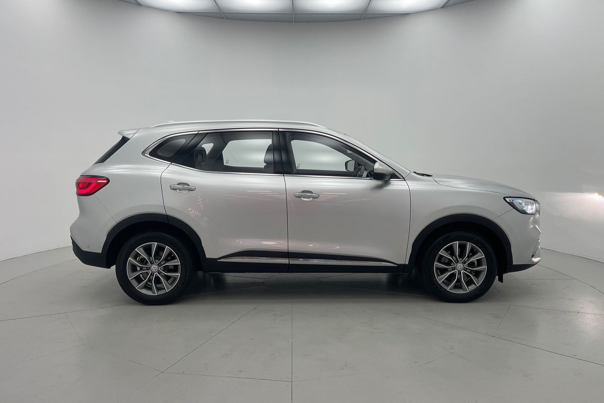 2022 MG HS Vibe SAS23