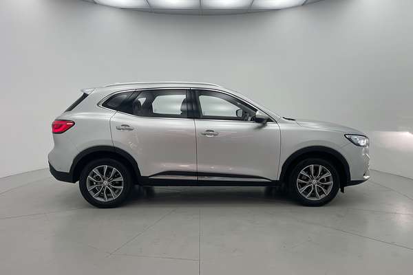 2022 MG HS Vibe SAS23